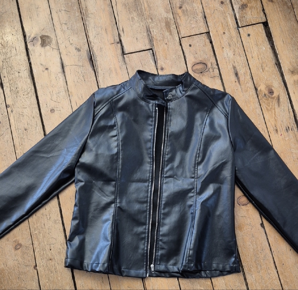 SHEIN Black Faux Leather Zip-Front Jacket